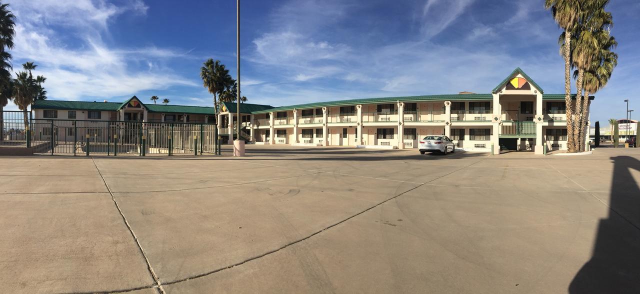 & 2* Safford